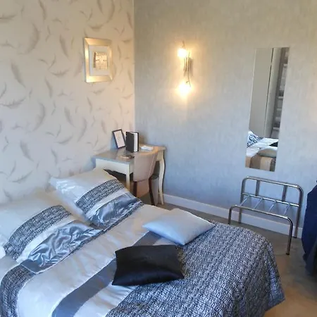 Отель Logis Le Printemps Restaurant - 3*