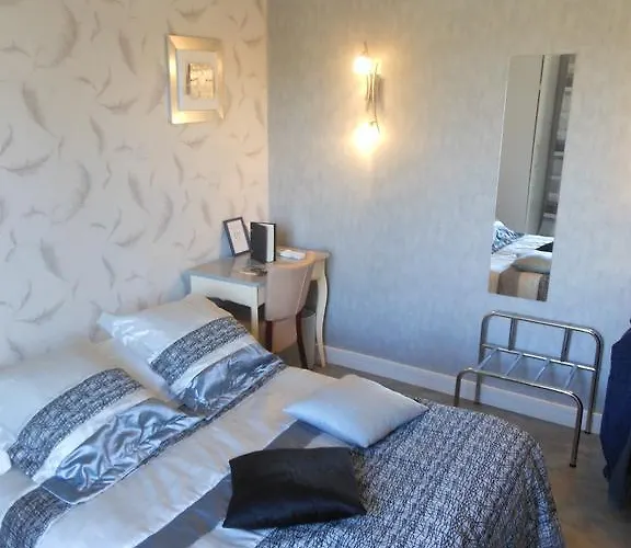 Hotel Logis Le Printemps Restaurant - 3*