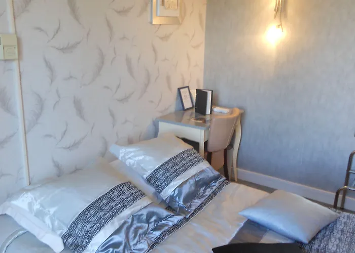 Logis Le Printemps Restaurant - Hotel