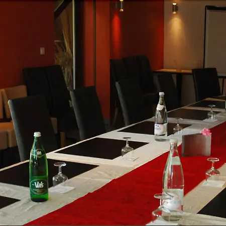 Logis Le Printemps Restaurant - 3*