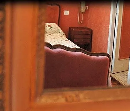 Hotell Logis Le Printemps Restaurant - 3*