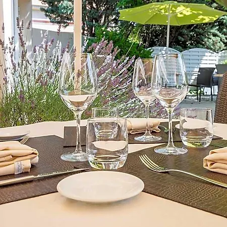 Hotell Logis Le Printemps Restaurant -